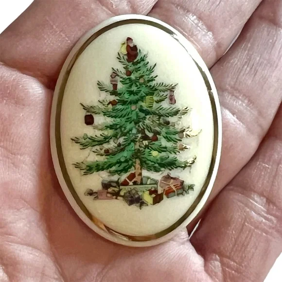 Two Spode Christmas Brooches Tree Brooch Wreath Brooch Lot Bundle - Picture 2 of 7